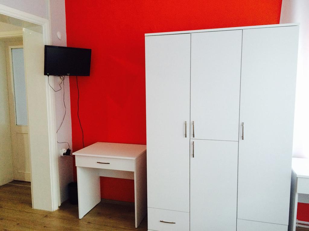 אודיירן Limon Hostel חדר תמונה